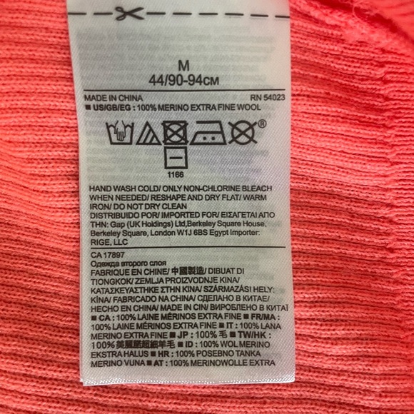 Banana Republic Merino Wool Bright Peach Cardigan - Picture 4 of 4